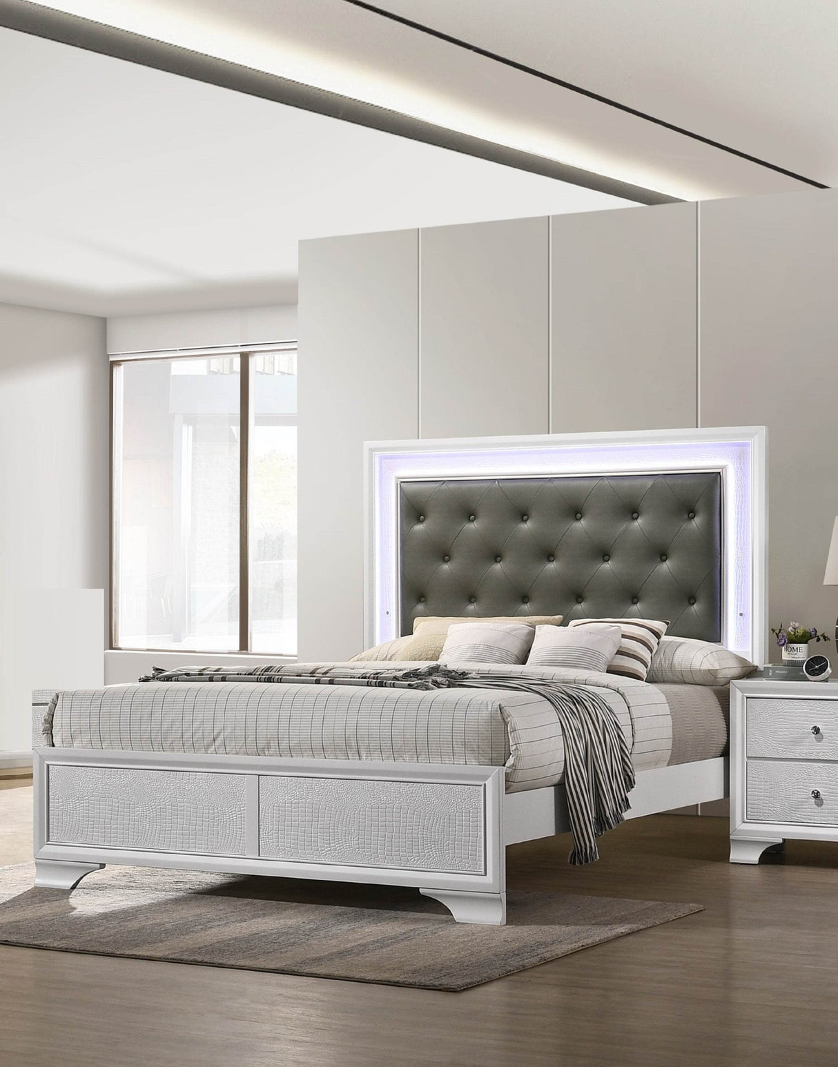 Modern White Faux Leather Crocodile Texture King Bed Frame