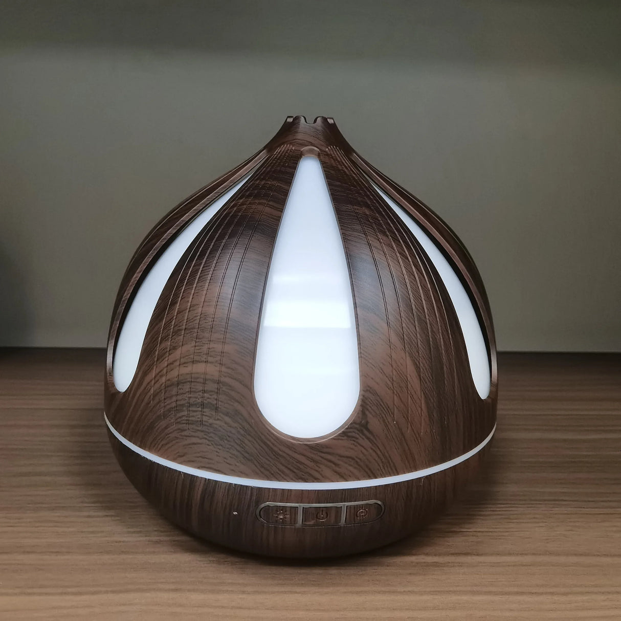 Ultrasonic Remote Control Oil Diffuser With LED Nightlight - Omega Lifestyles