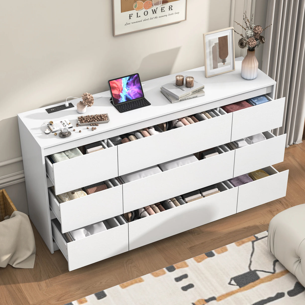 Modern 9 Drawer Engineered Wood Dresser With Charging Station