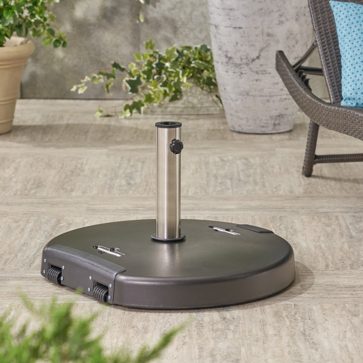 Heavy Round Concrete Outdoor Umbrella Base With Stainless Steel Collar