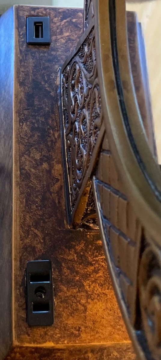 Antique Polyresin Table Lamp With Floating Crystal Decor - Sleep Galleria