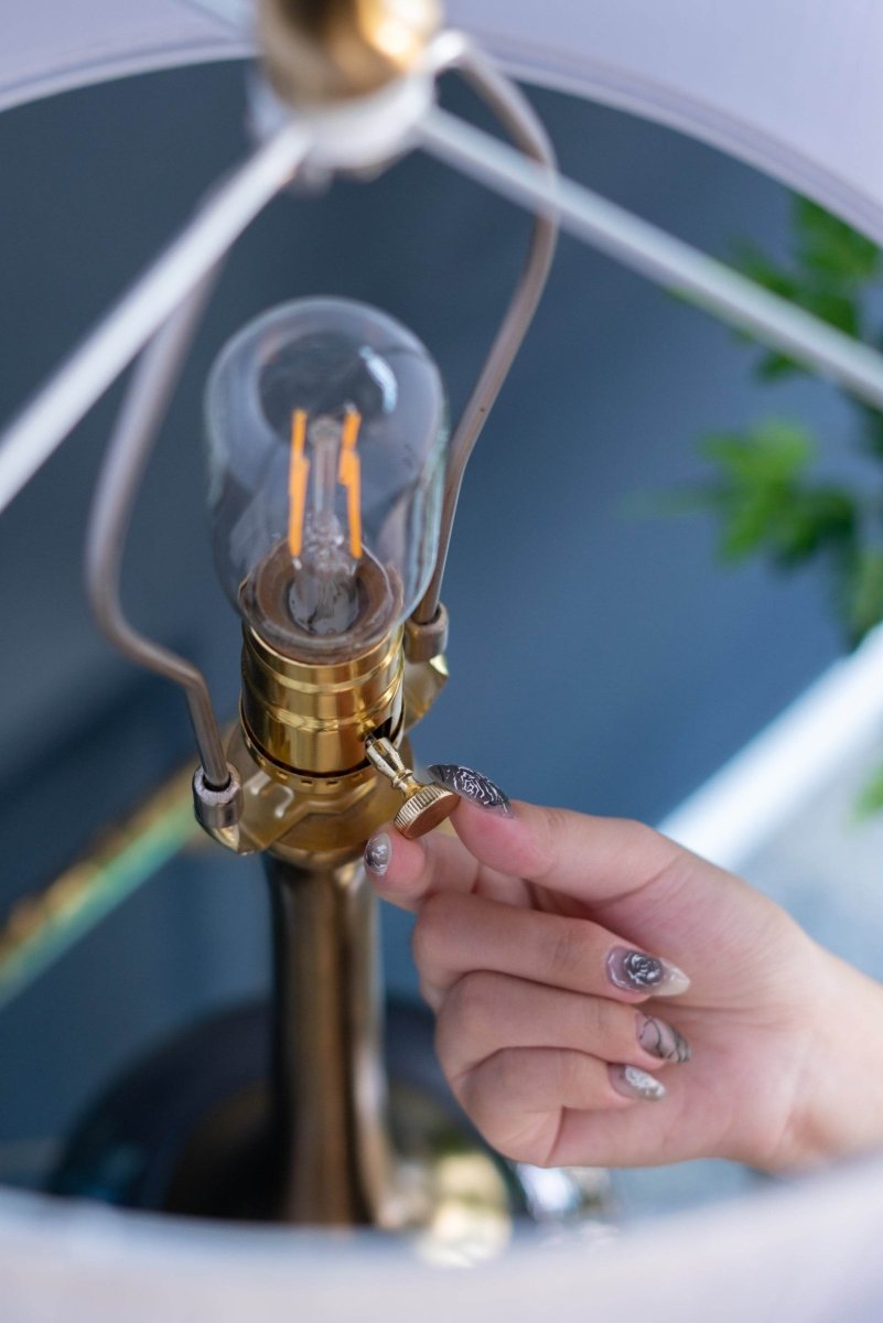 Artistic Aluminum And Glass Table Lamp With Drum Shade - Sleep Galleria