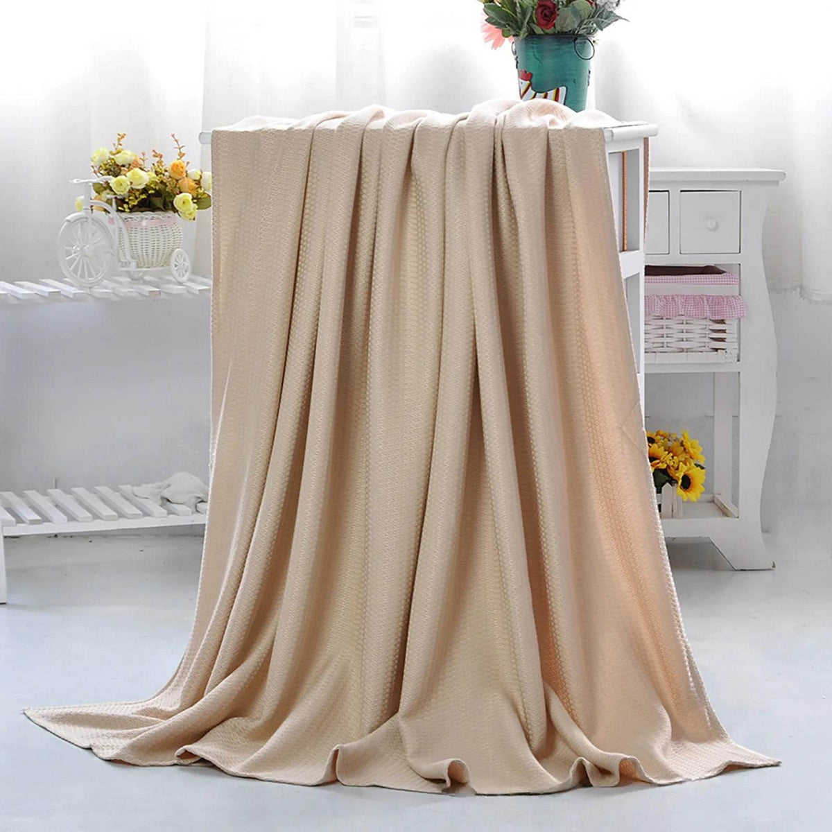 Lightweight Breathable Bamboo Fiber Cooling Blanket - Sleep Galleria