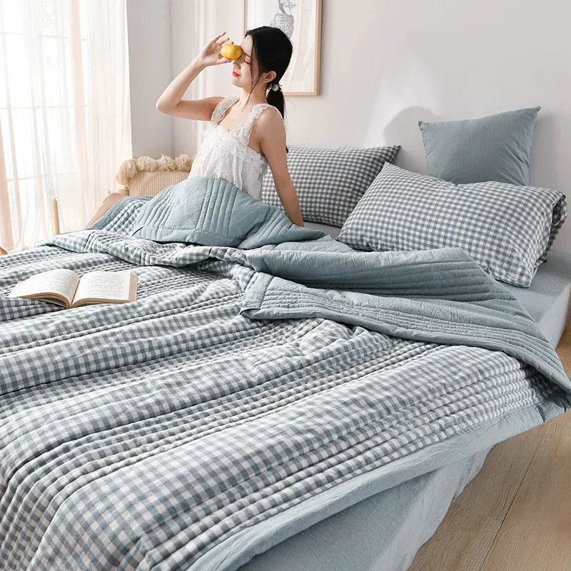 Lightweight Breathable Polyester Cotton Quilt Blanket - Sleep Galleria