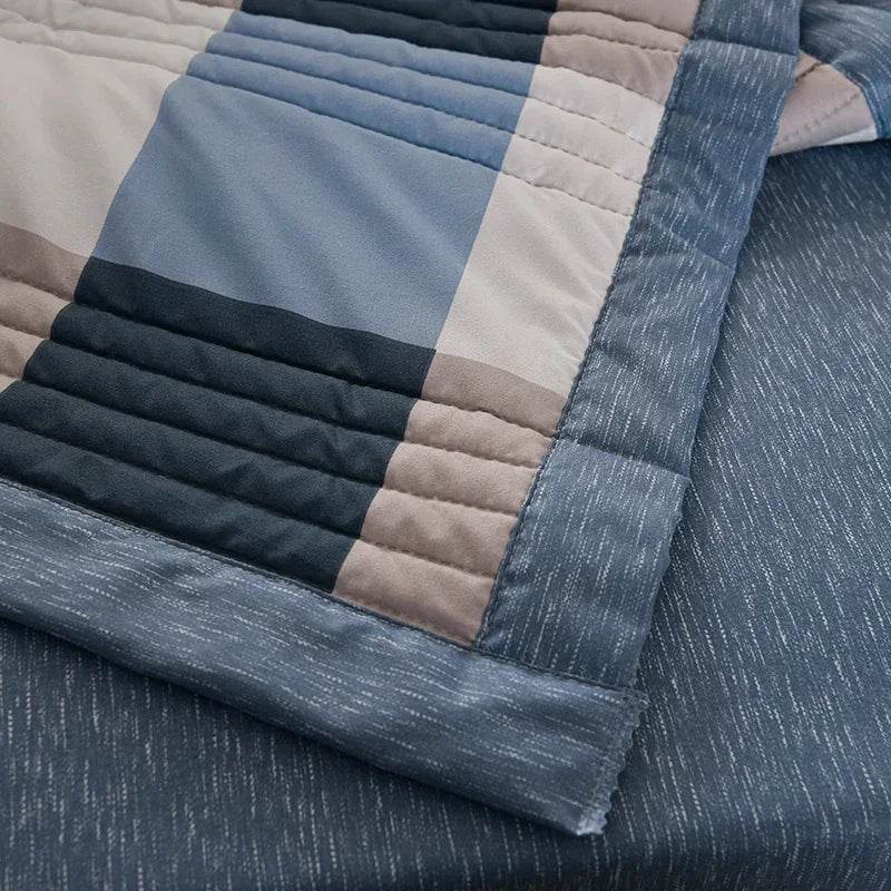 Lightweight Breathable Polyester Cotton Quilt Blanket - Sleep Galleria