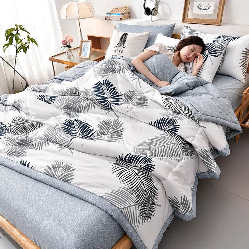 Lightweight Breathable Polyester Cotton Quilt Blanket - Sleep Galleria