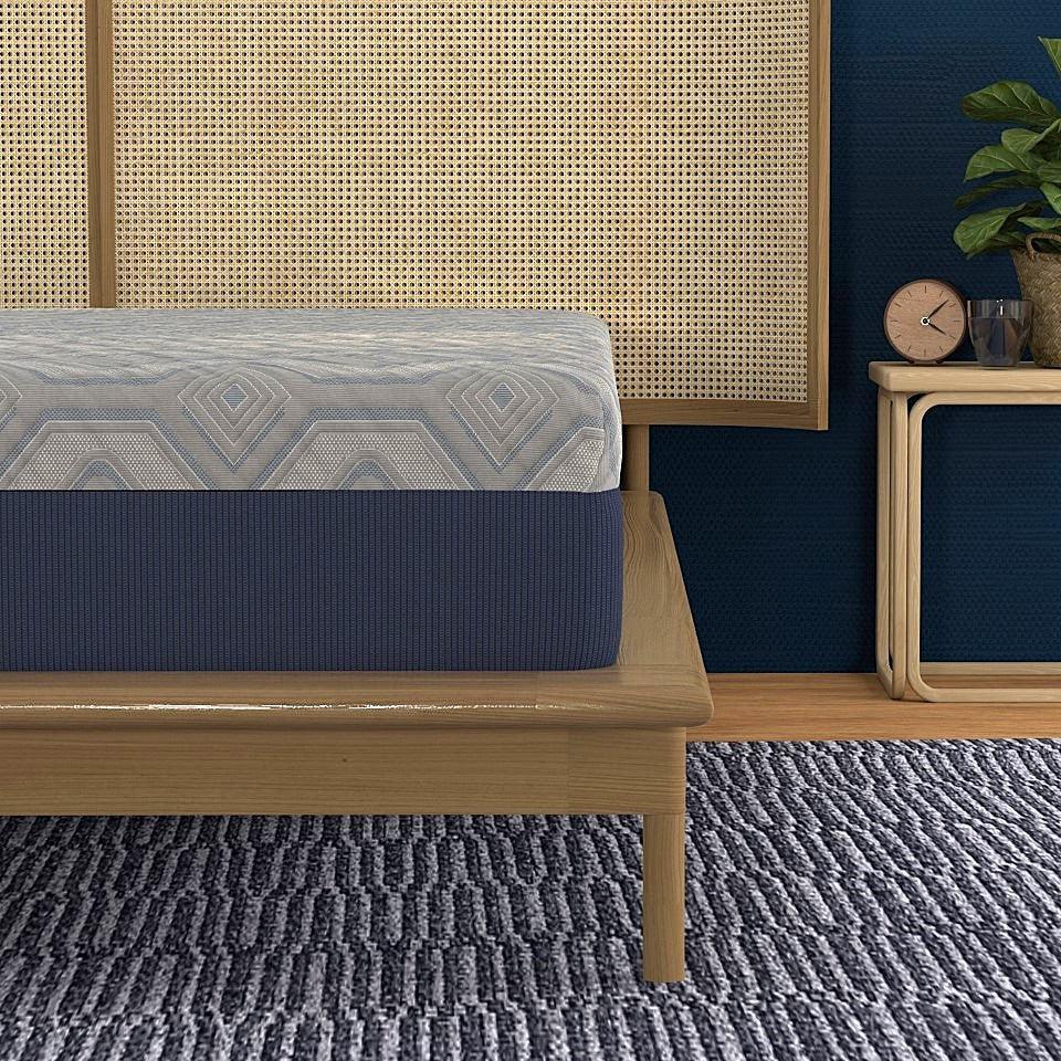 Medium 12-Inch Isotonic Memory Foam Hybrid King Mattress - Omega Lifestyles