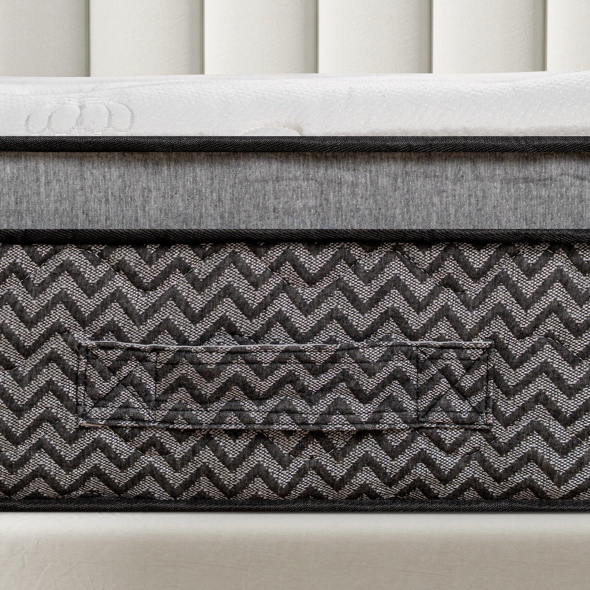 Medium 10-Inch Cooling Gel Memory Foam Queen Mattress - Omega Lifestyles