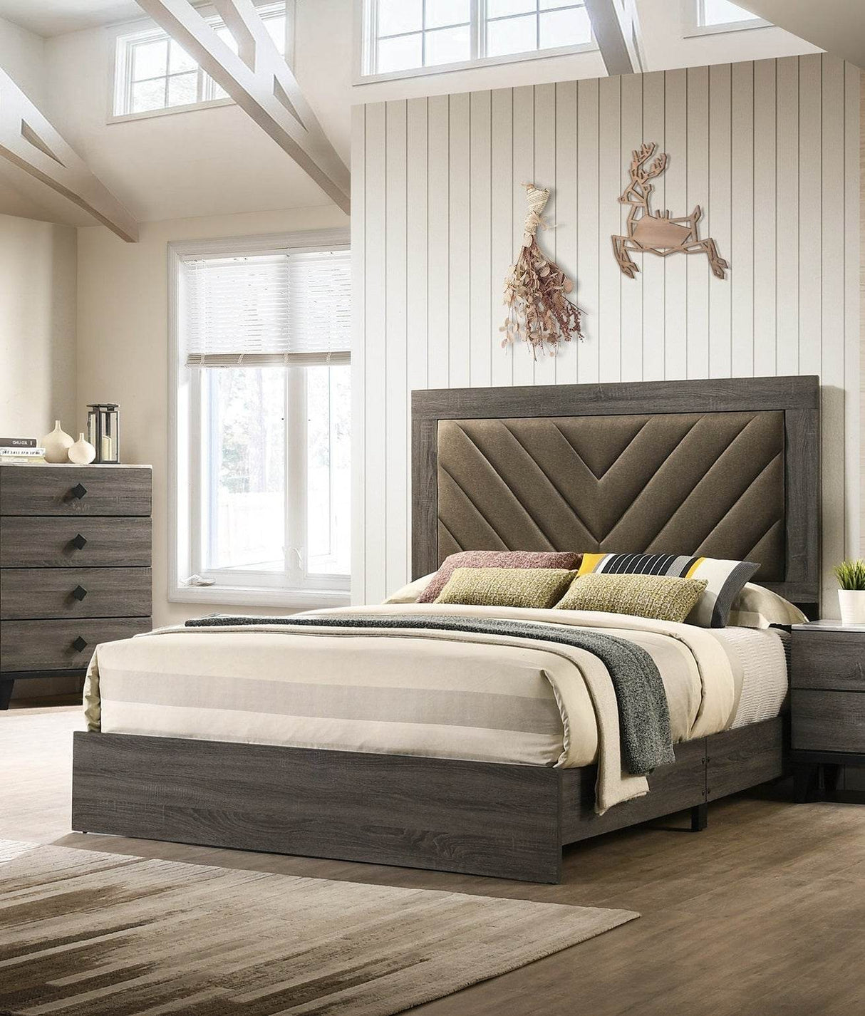 Contemporary Rubberwood Eastern King Size Bed Frame