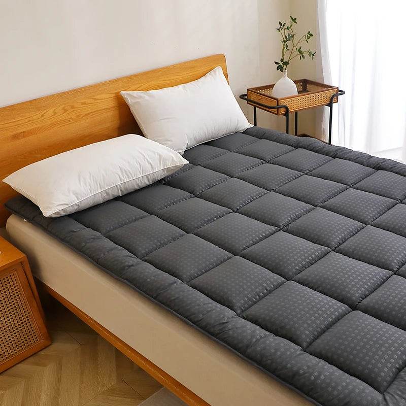 Quilted Polyester Mattress Pad With Secure Lacing - Sleep Galleria