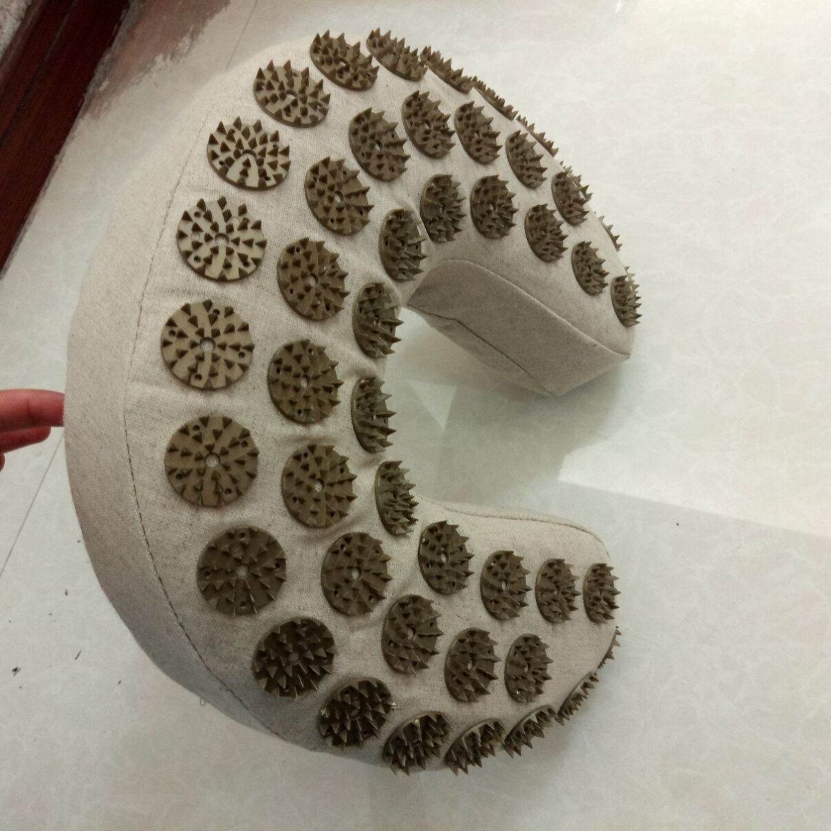 Organic Linen U-Shaped Neck Support Pillow - Sleep Galleria