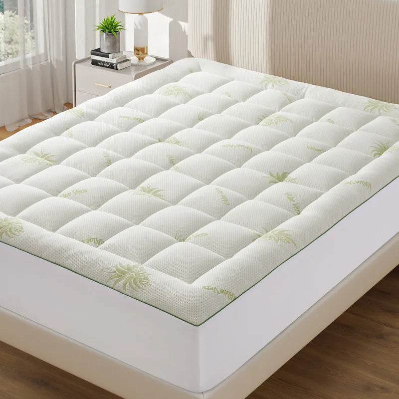 Aloe Vera Infused Waterproof Mattress Protector - Sleep Galleria