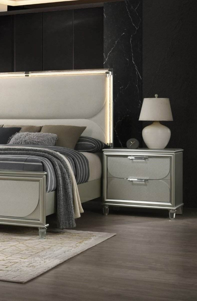 Contemporary Silver Fabric Upholstered 3-Piece Bedroom Set - Sleep Galleria