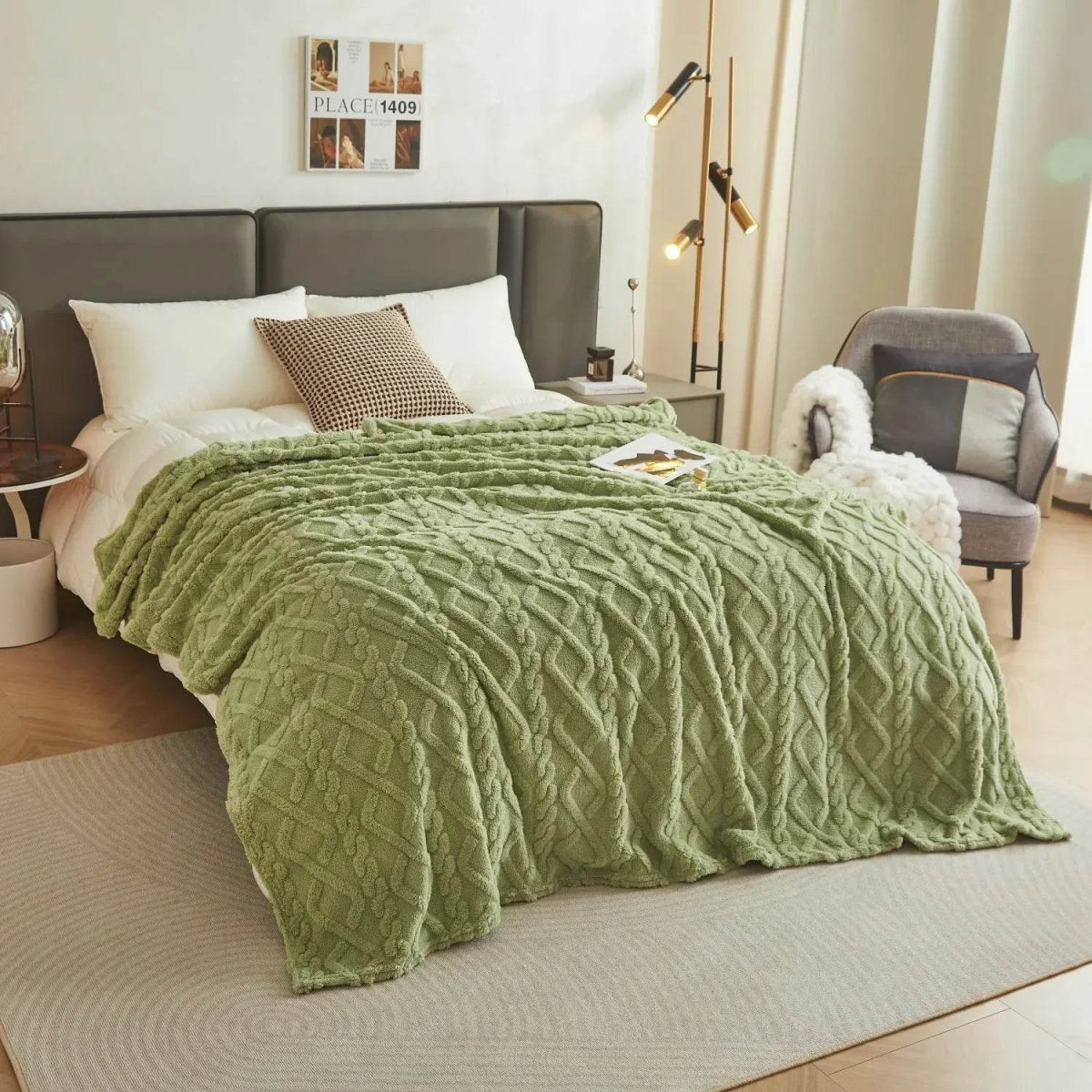 New Tafu Velvet Fleece Blankets Double sided Jacquard Geometric Pattern Thickened Blanket Cover Blanket Suitable for All Seasons - Sleep Galleria