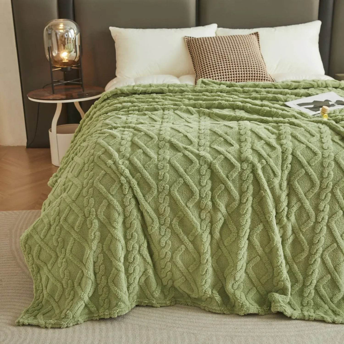 New Tafu Velvet Fleece Blankets Double sided Jacquard Geometric Pattern Thickened Blanket Cover Blanket Suitable for All Seasons - Sleep Galleria