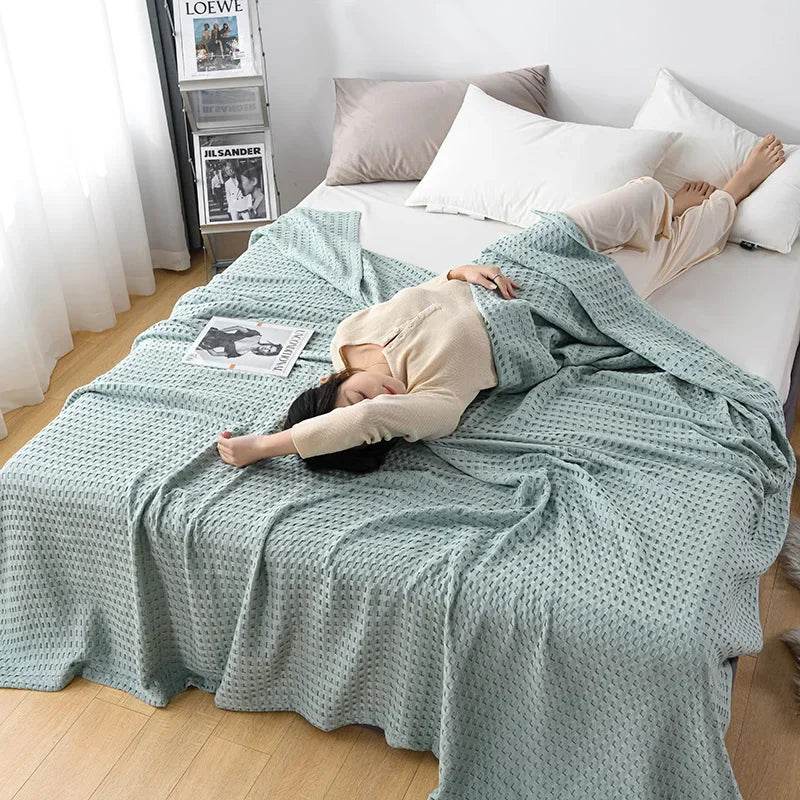 100x150cm Light Green 100% Cotton Waffle Blanket - Sleep Galleria