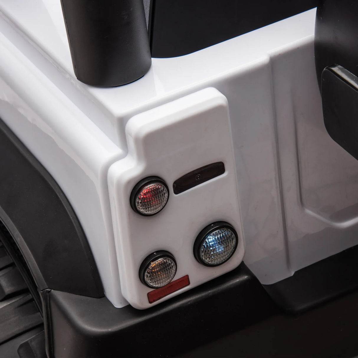 Licensed Land Rover Defender 24V Kids Ride-On Car - Omega Lifestyles