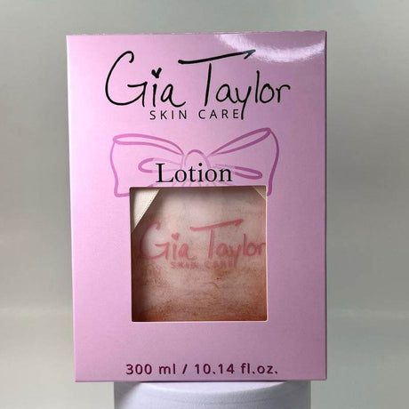 Toasted Vanilla Lotion // Thick Formula Creamy and Rich Body and Hand Lotion // Vegan and Cruelty Free Lotion // Handmade Lotion // Hydrating Lotion // Cute Girly Bow Lotion //