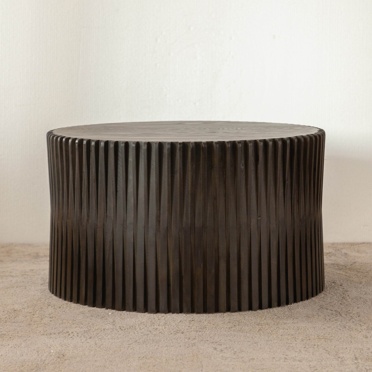 2-Piece Vintage Solid Wood Round Coffee Table Set - Sleep Galleria