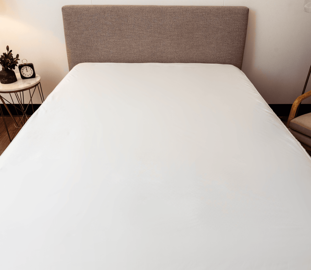 Hypoallergenic Encased Polyester King Mattress Protector - Sleep Galleria
