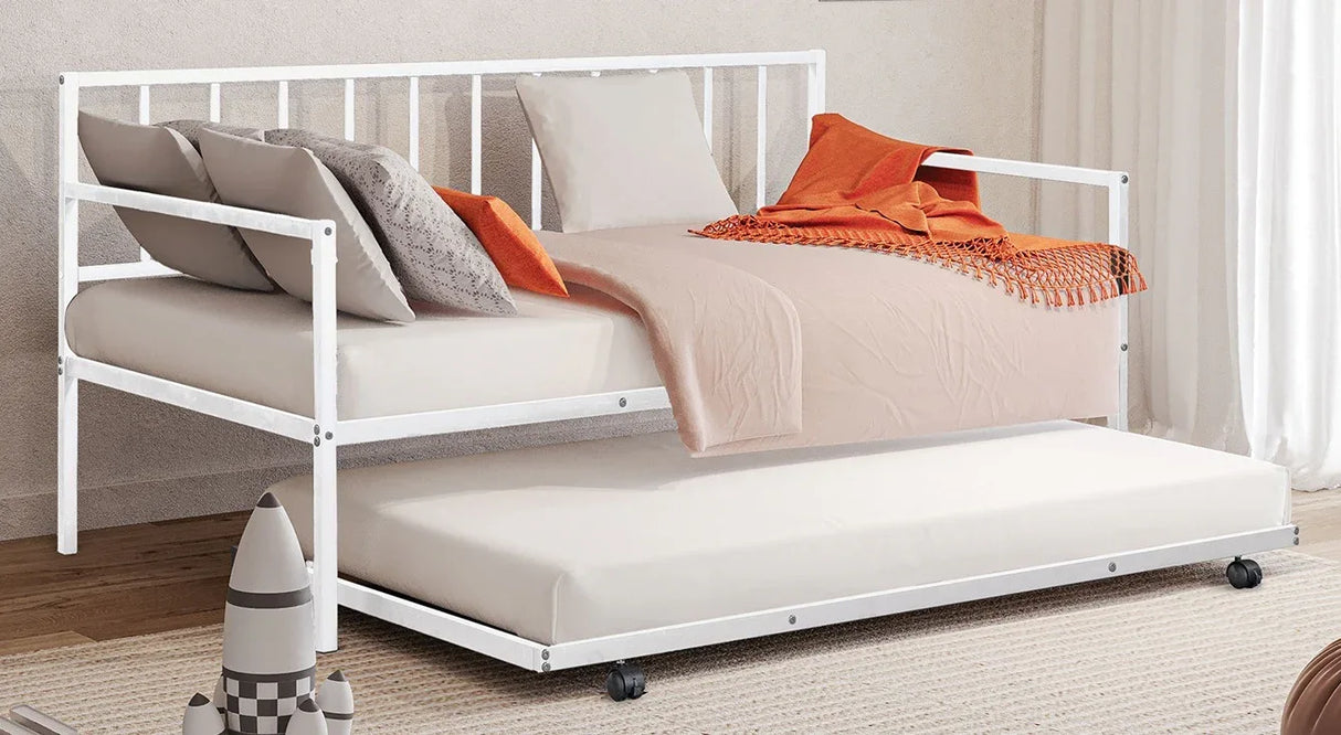 Full Contemporary White Metal Daybed With Trundle - Omega Lifestyles