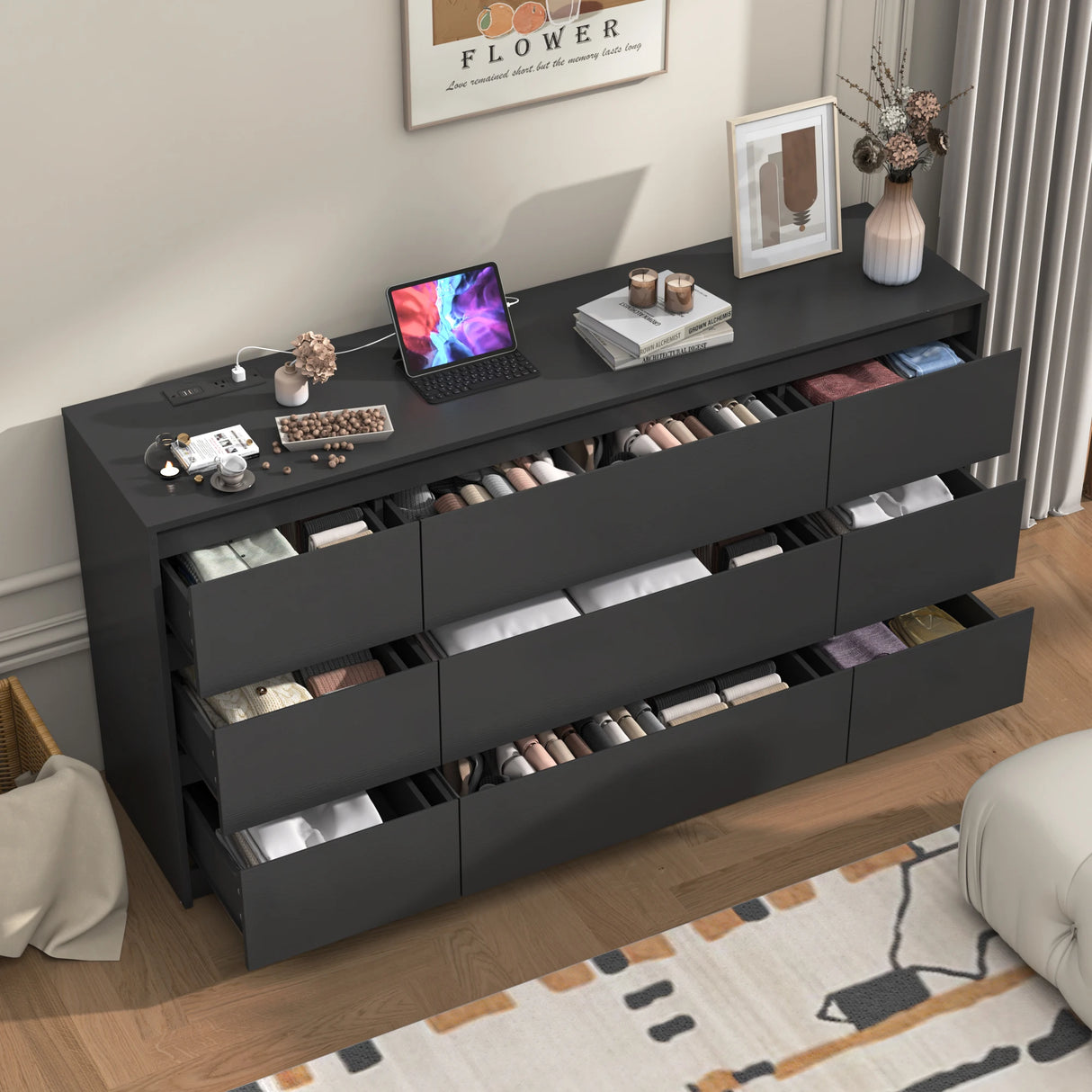 Modern 9 Drawer Engineered Wood Dresser With Charging Station