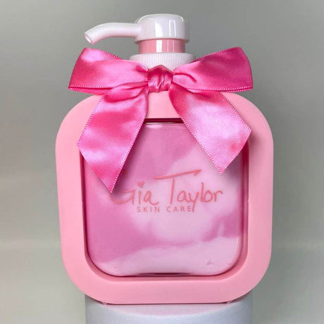 Pink Champagne Scented Lotion // Thick Formula Creamy and Rich Body and Hand Lotion // Vegan and Cruelty Free Lotion // Handmade Lotion // Hydrating Lotion // Cute Girly Bow Lotion //