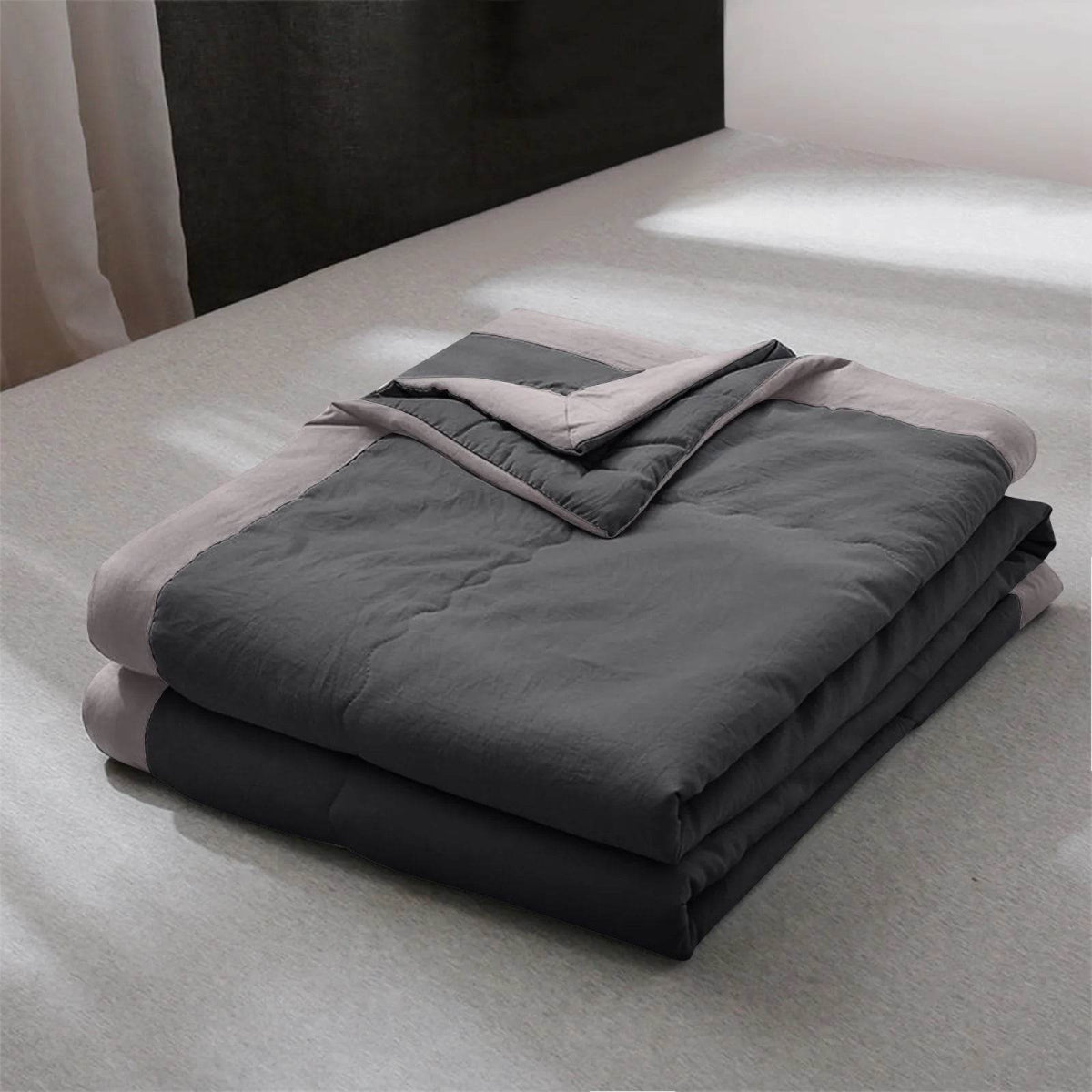 Lightweight Double-Sided Cooling Breathable Polyester Blanket - Omega Lifestyles