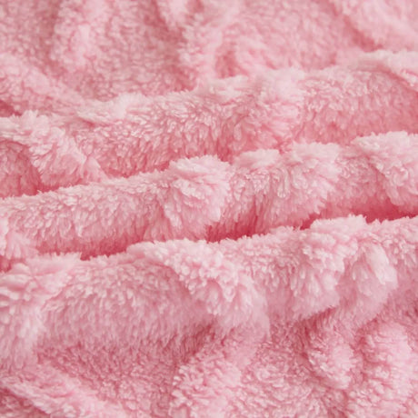New Tafu Velvet Fleece Blankets Double sided Jacquard Geometric Pattern Thickened Blanket Cover Blanket Suitable for All Seasons - Sleep Galleria